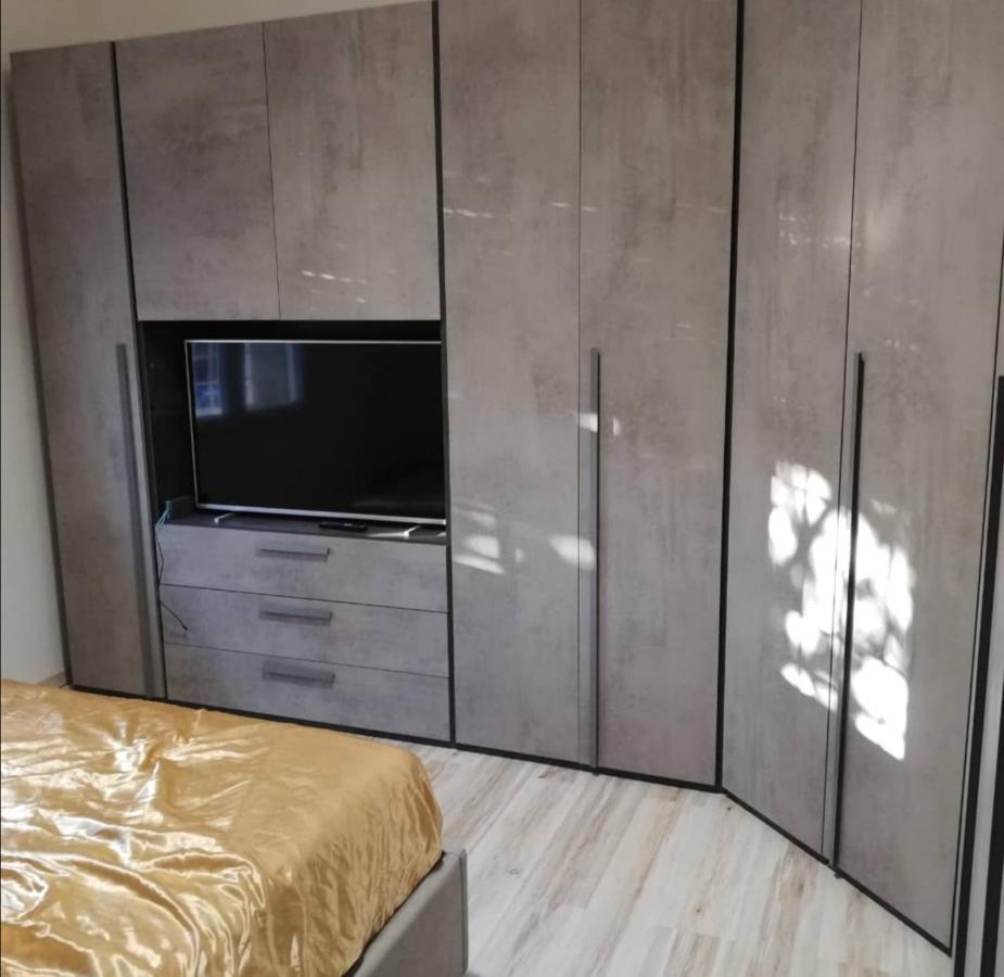 Gilda'S Room โบโลญญา ภายนอก รูปภาพ